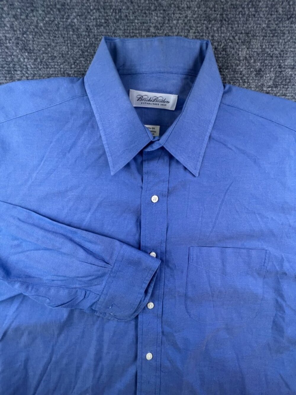 Brooks Brothers Button Up Shirt Adult Size 16.5 34 Solid Blue Point Collar